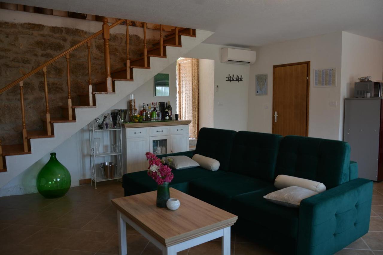 Casa Ferata - Holiday Home Vižinada Esterno foto