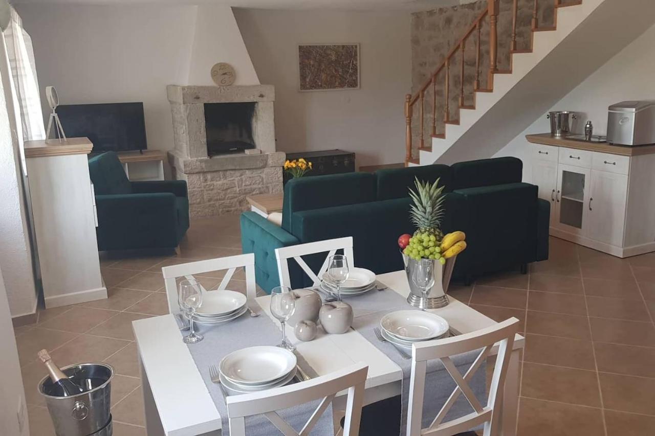 Casa Ferata - Holiday Home Vižinada Esterno foto